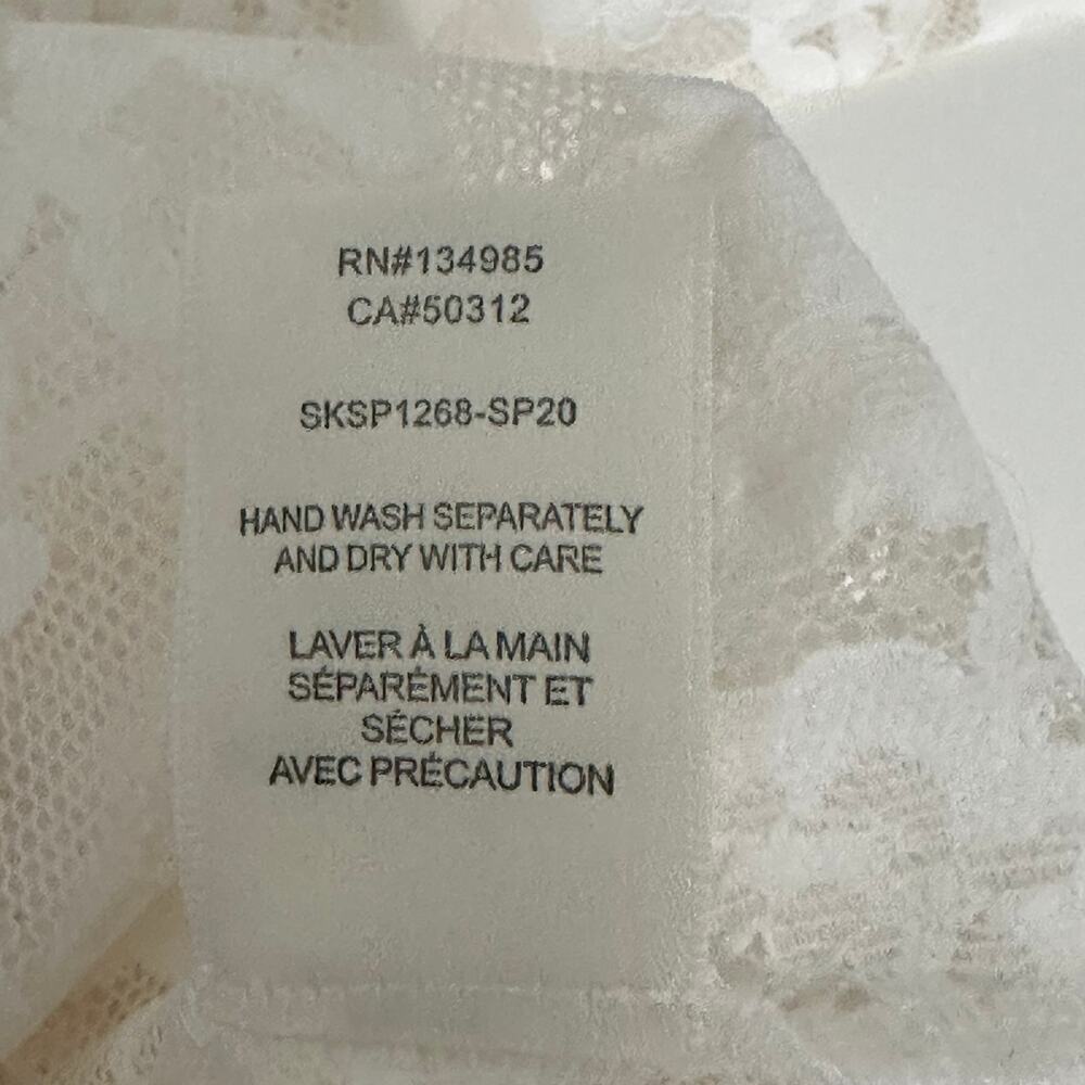 NWTs For Love and Lemons Victoria Secret Violeta White Lace Top (L) - Picture 16 of 16